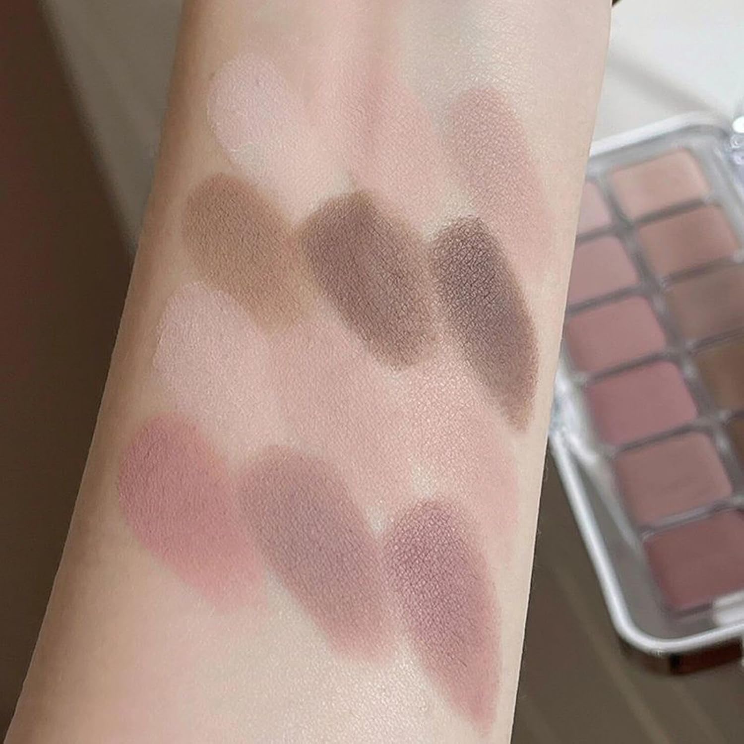 Pink Eyeshadow Palette, Nude Eye Shadow Pallets, Pink Brown Matte Smokey Natural Eyeshadow Makeup Palettes, Long Lasting Highly Pigmented Fine Powder Eye Make-Up Gift for Women Girls